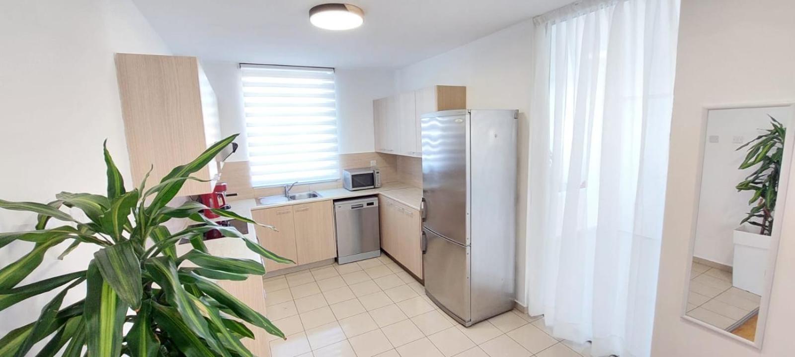City Flats 2 Bedroom Apartment Lárnaka Kültér fotó